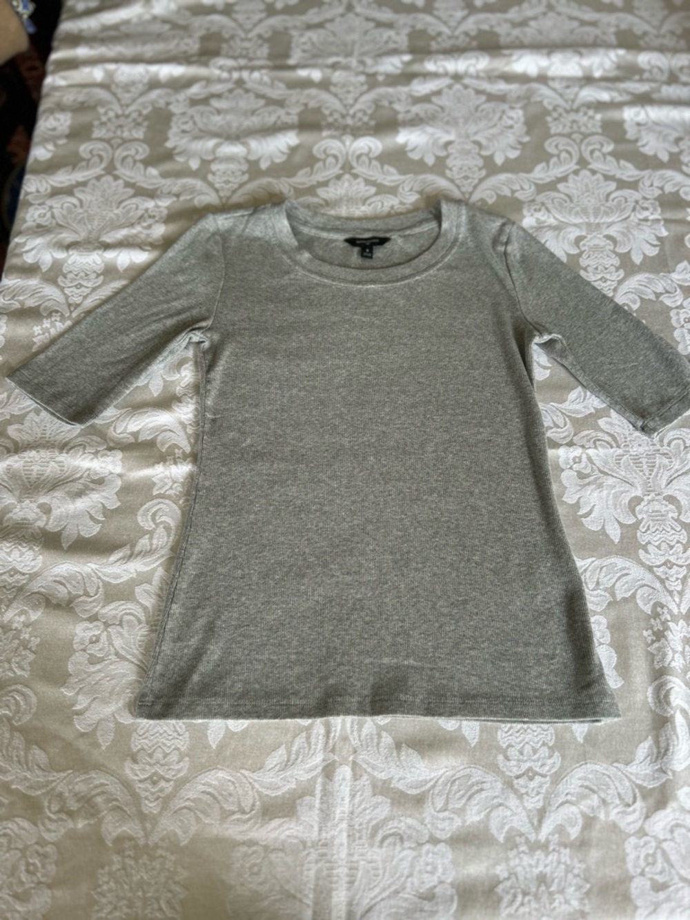 Banana Republic Light Heather Gray Knit Top size S cotton/spandex